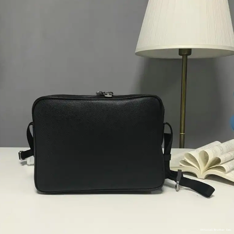 Official Brother Sam Bags 19T1L0079 LV 0808